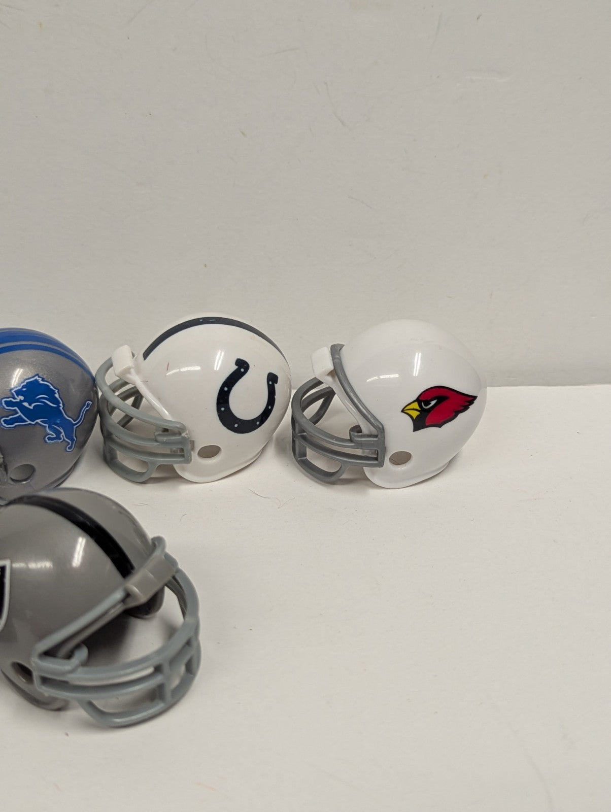 Lot of NFL HELMETS 2" Gumball Machine Style & Flick Football Redskins  Seahawks