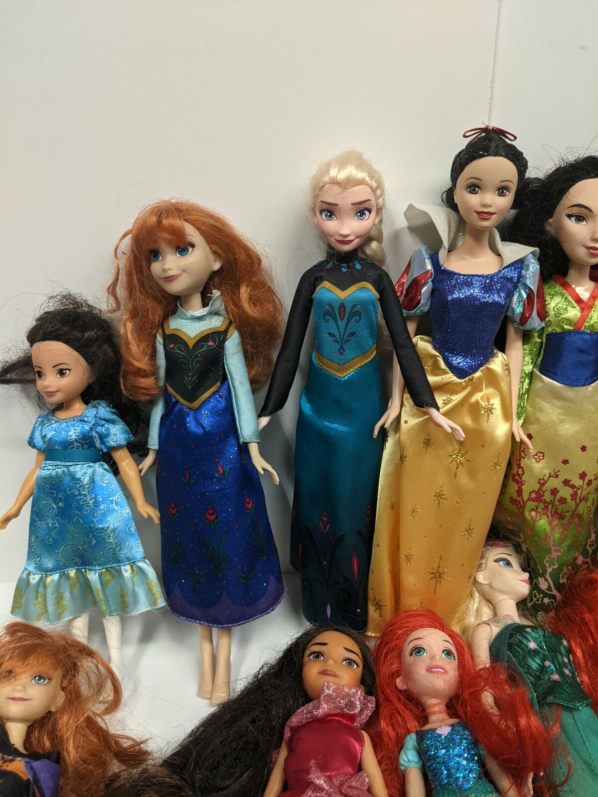 Huge Lot of 19 Disney Dolls, with Talking Tangled Doll
