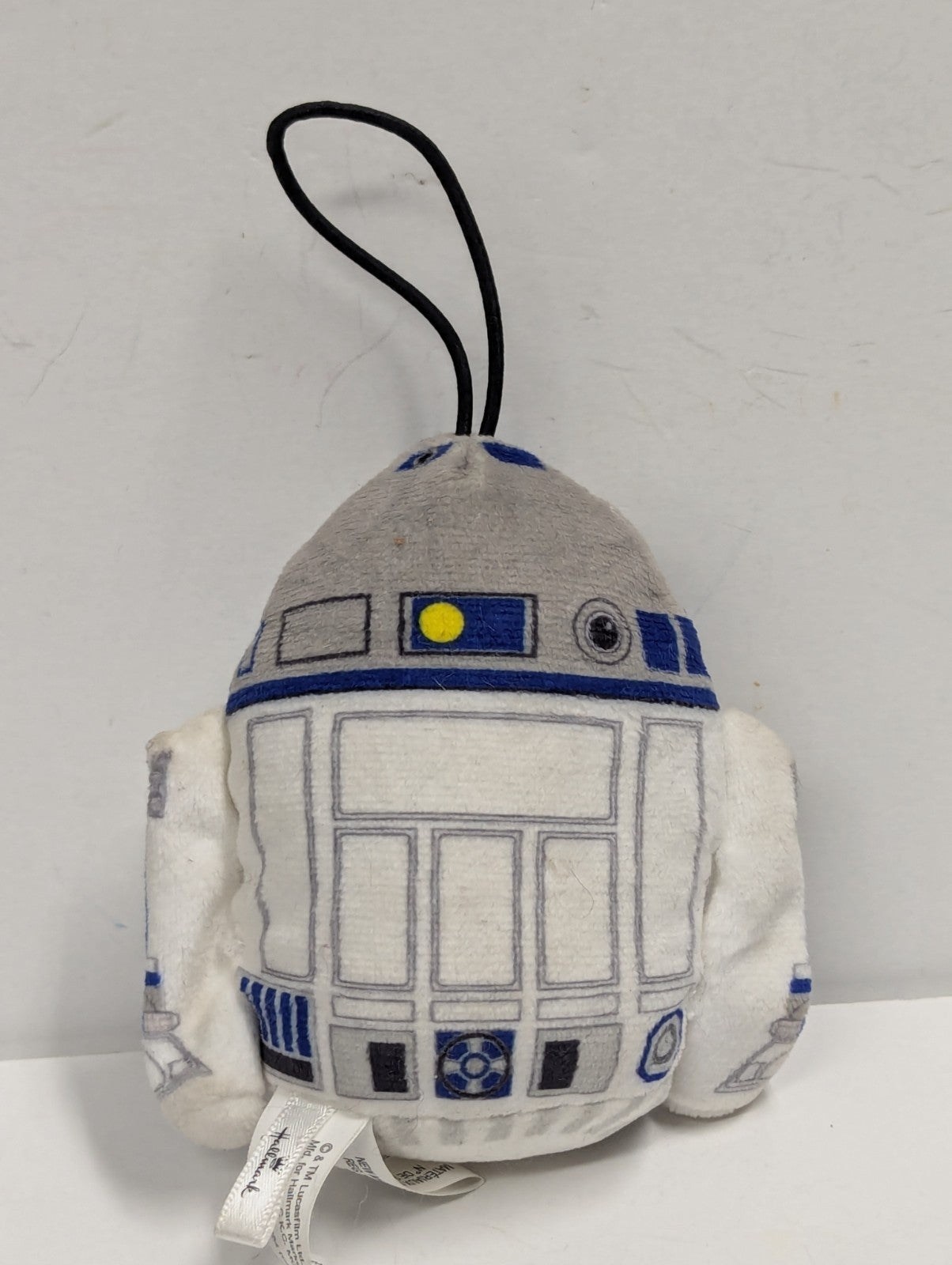 Hallmark Itty Bittys Star Wars R2-D2 Mini Plush 4.5” Hanger/Ornament 