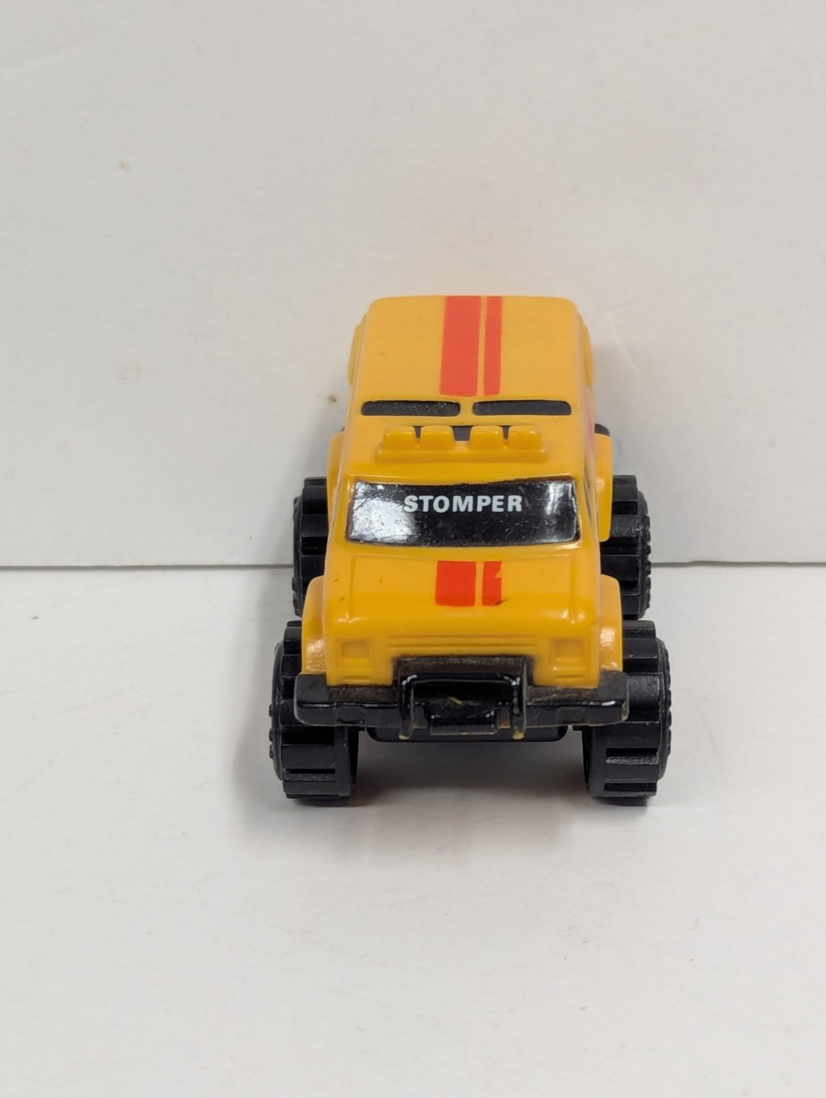  VINTAGE SCHAPER MINI STOMPER YELLOW 4X4 CHEVY VAN - MADE IN MACAU