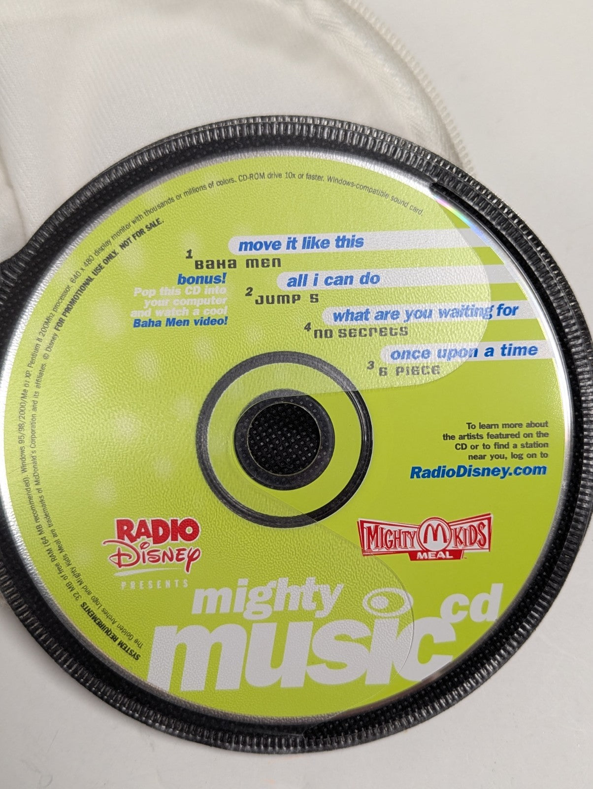 2004 Cat Head CD Case by FaceCase Retro Y2K Storage Holder with 13 CD's Kidz Bop