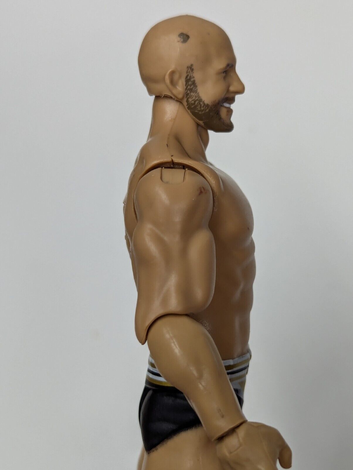 WWE Wrestling Talking Antonio Cesaro Action Figure (Sound Slammer)