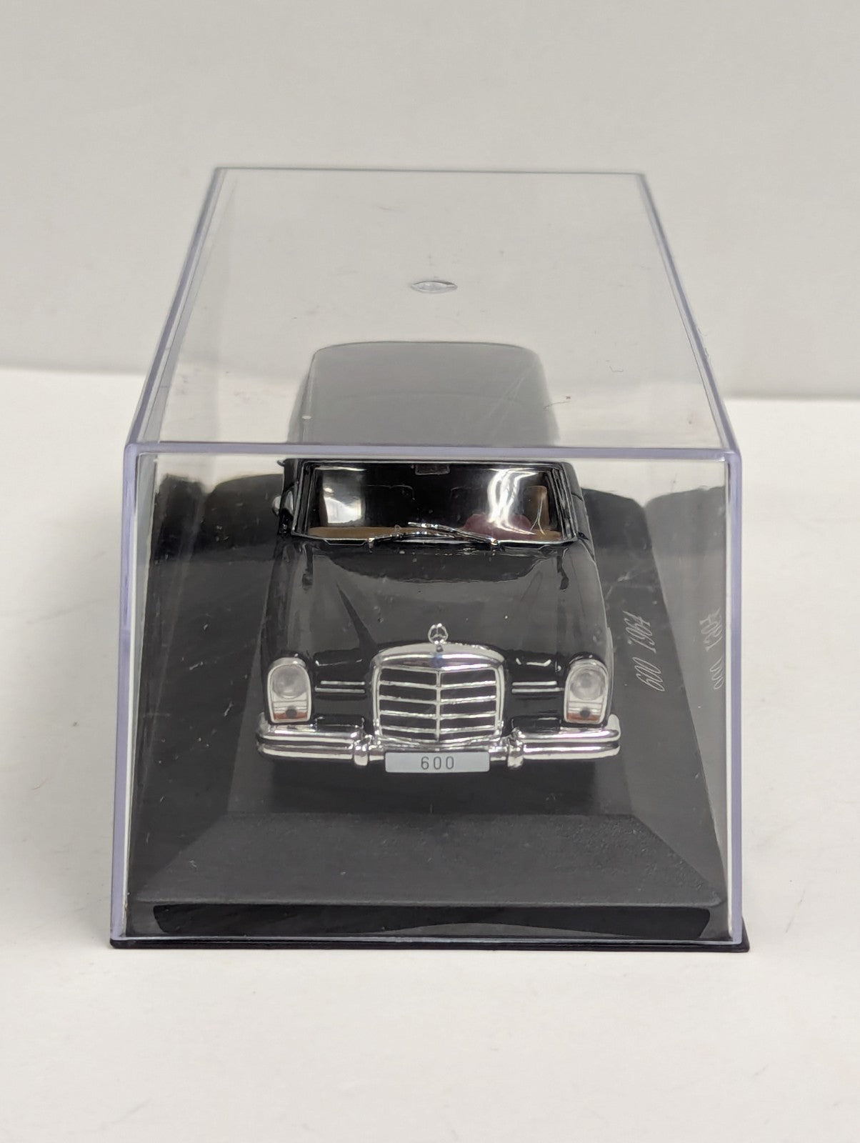 1/43 Scale Mercedes-Benz 600 Metal Diecast Car Model Classic Car
