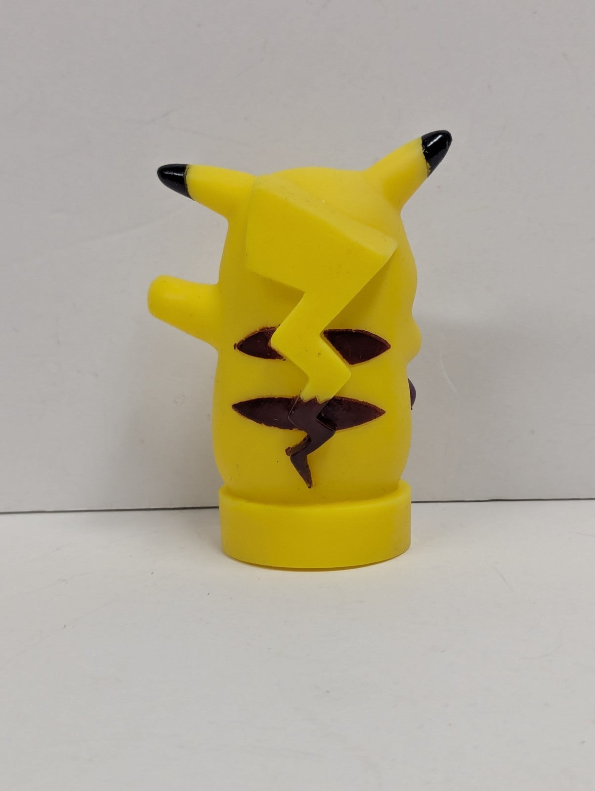 2002 Hardee’s Pokemon Pikachu Nintendo Squishable Figure Fast Food Toy