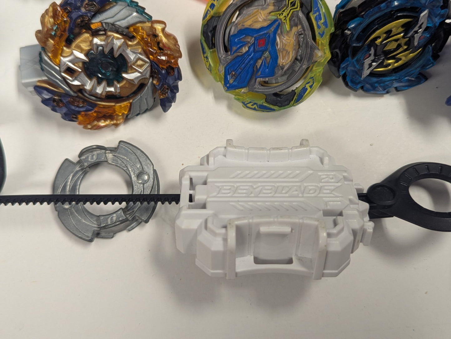 Beyblade Burst Evolution Shadow Snake Pit Arena with 7 Beyblades RARE LOT