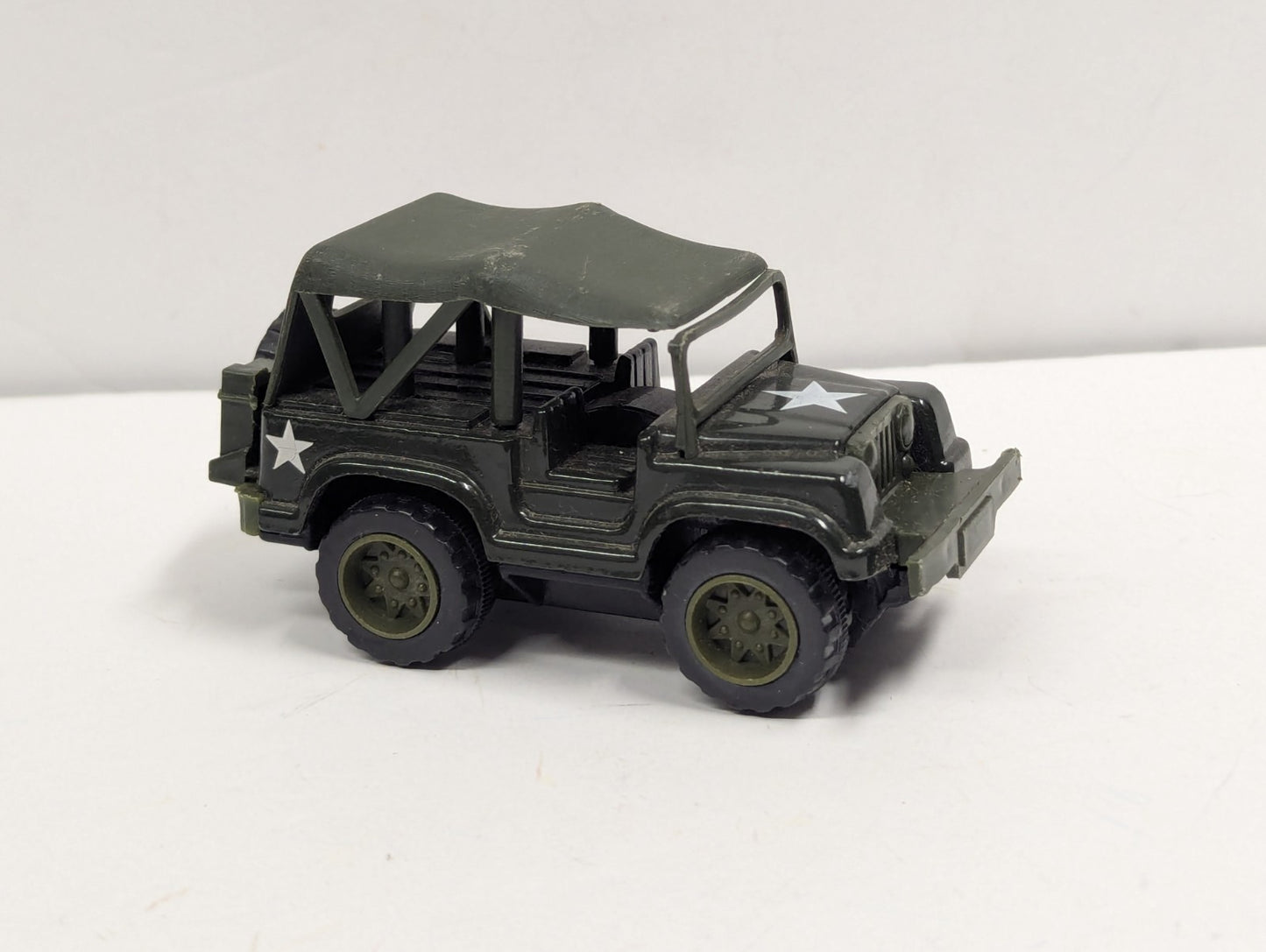 1981 4" ARCO COMBAT-FORCE ARMY JEEP By Hong Kong 