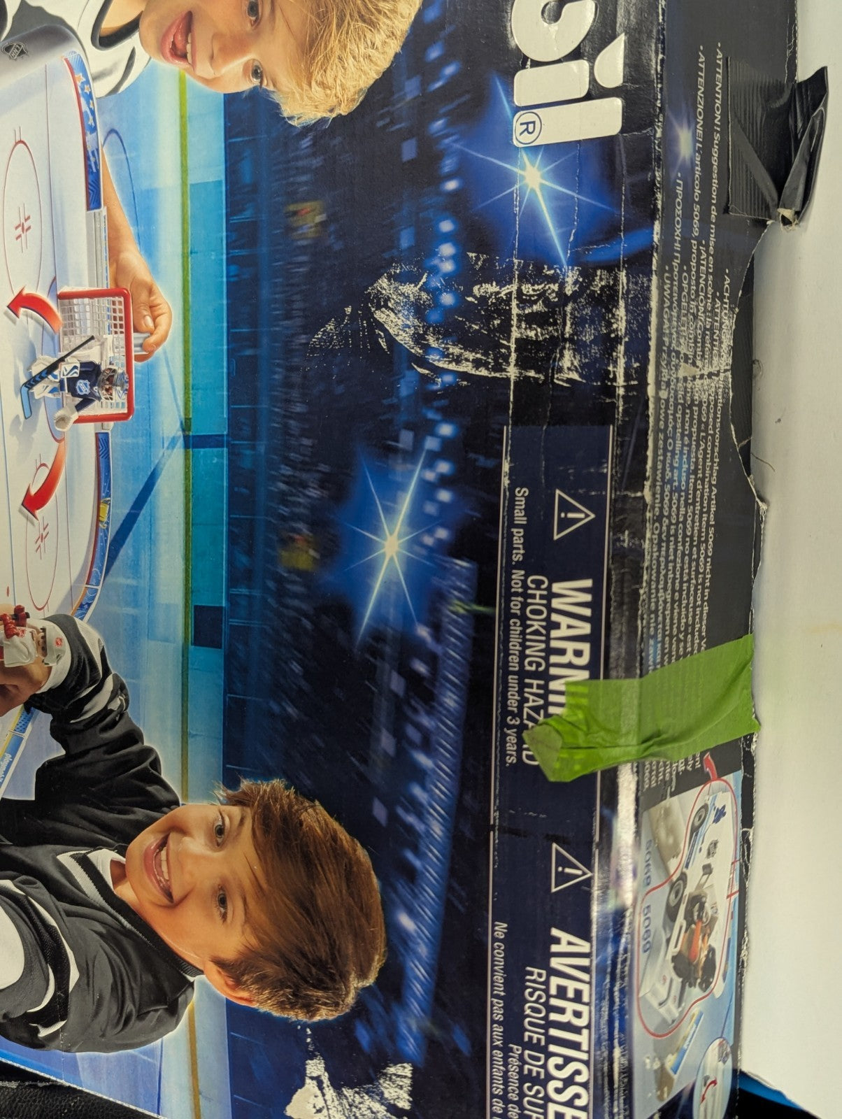 Playmobil Set 5068 NHL Hockey Rink with Players & Accessories See Pictures