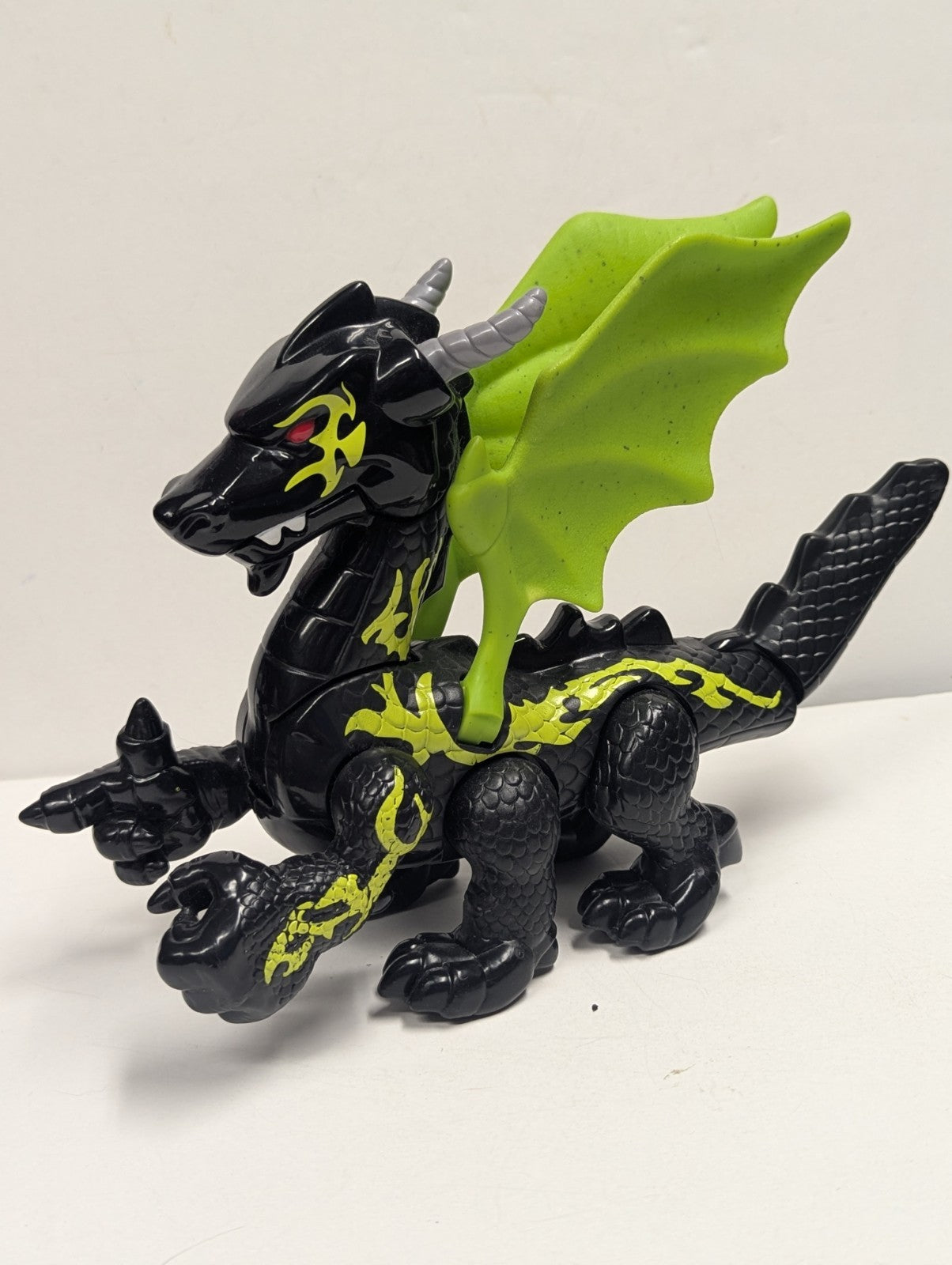 Fisher Price Imaginext Black & Green Ninja Dragon Collectible Plastic Toy 