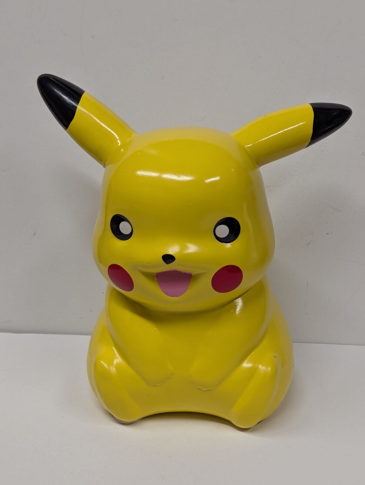 2014 9" Pokemon Pikachu Ceramic Piggy Bank Nintendo & Starpoint