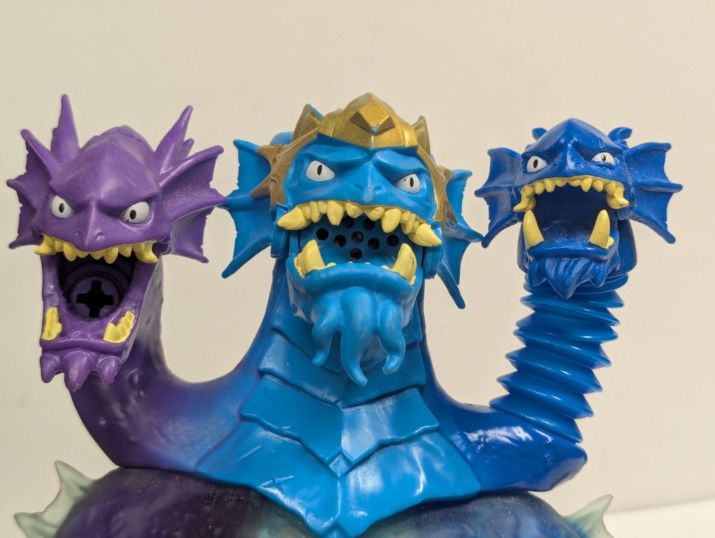Heroes of Goo Jit Zu Deep Goo Sea King Hydra Figure 