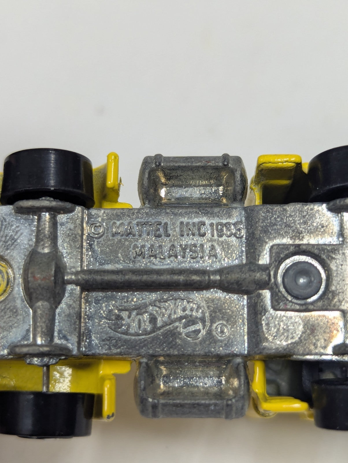 1985 Mattel Hot Wheels Yellow Wreckin' Rig Truck (Missing Ramp)