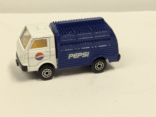 Maisto PEPSI Cola Cab Over Delivery Truck, 1:64 Scale Die Cast Metal Truck