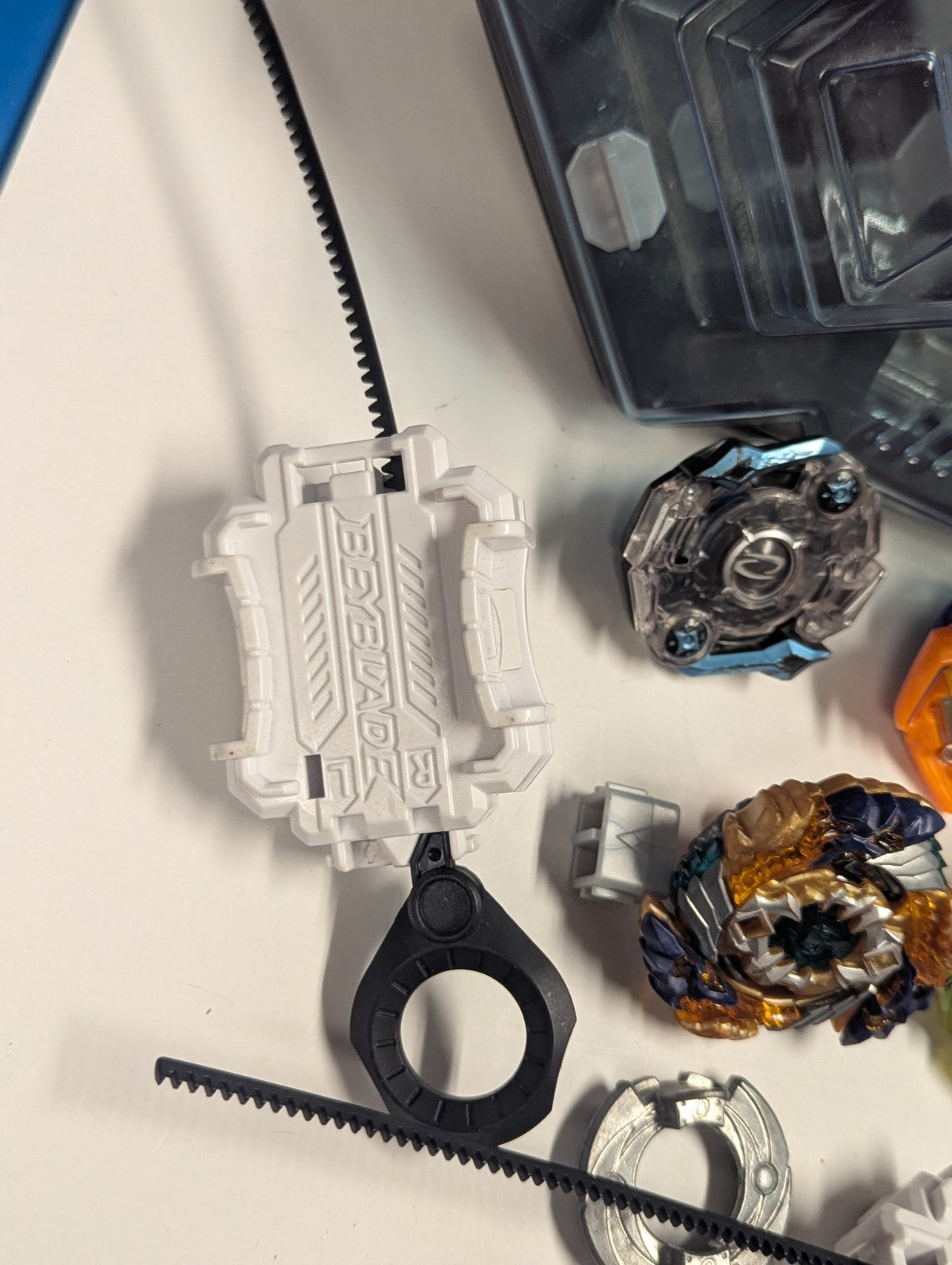 Beyblade Burst Evolution Shadow Snake Pit Arena with 7 Beyblades RARE LOT