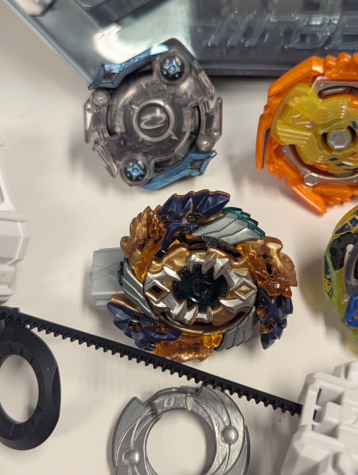 Beyblade Burst Evolution Shadow Snake Pit Arena with 7 Beyblades RARE LOT
