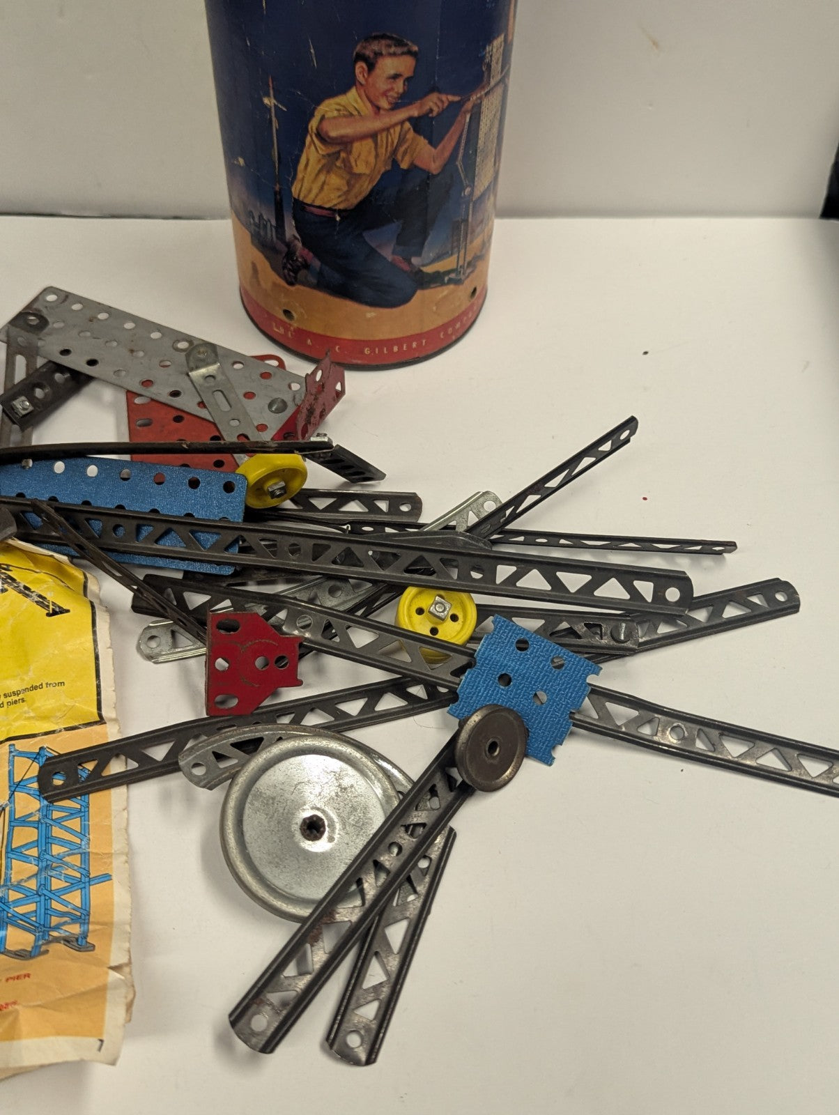 1950's C. Gilbert Vintage Erector Set No. 10021 Young Builder's Set Incomplete?