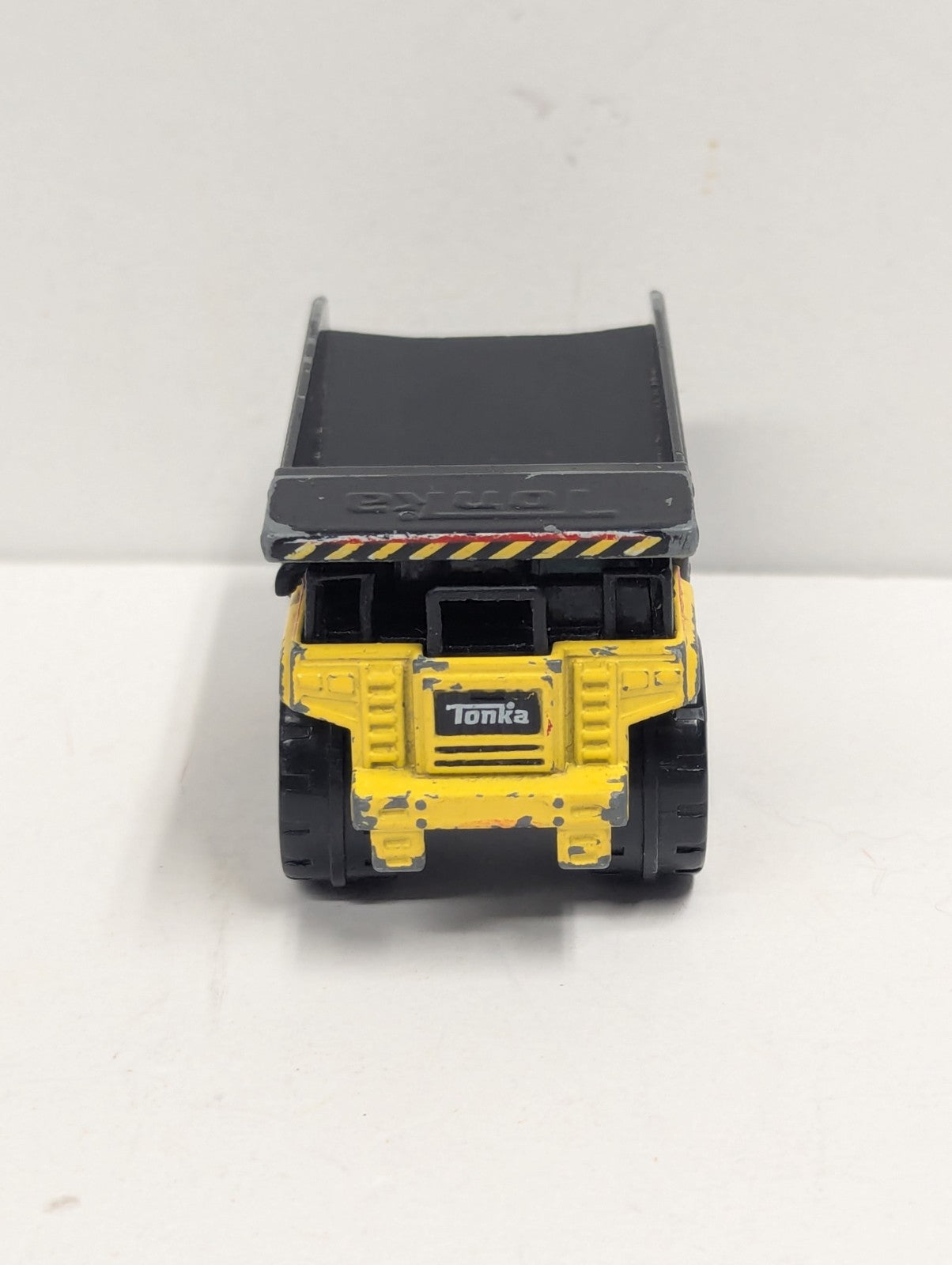 2020 Tonka Basic Fun Yellow 4" Diecast Dump Truck