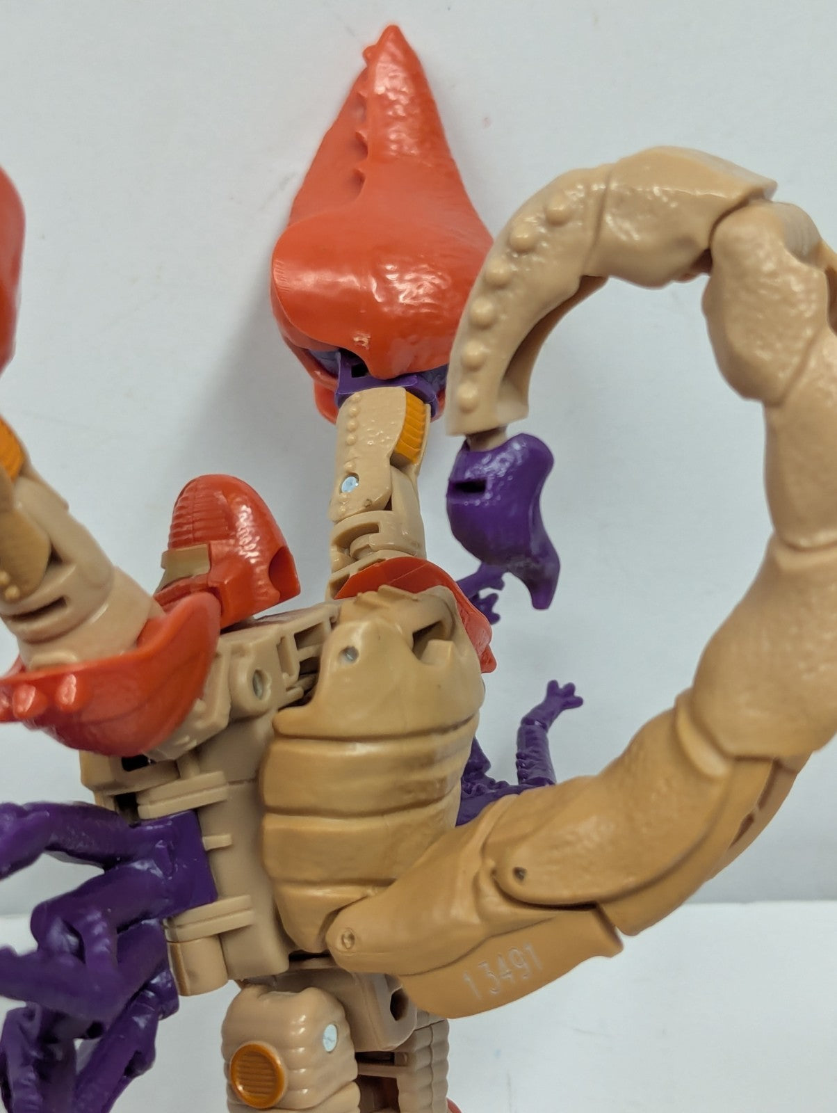 Transformers Sandstorm Legacy Edition Scorponok