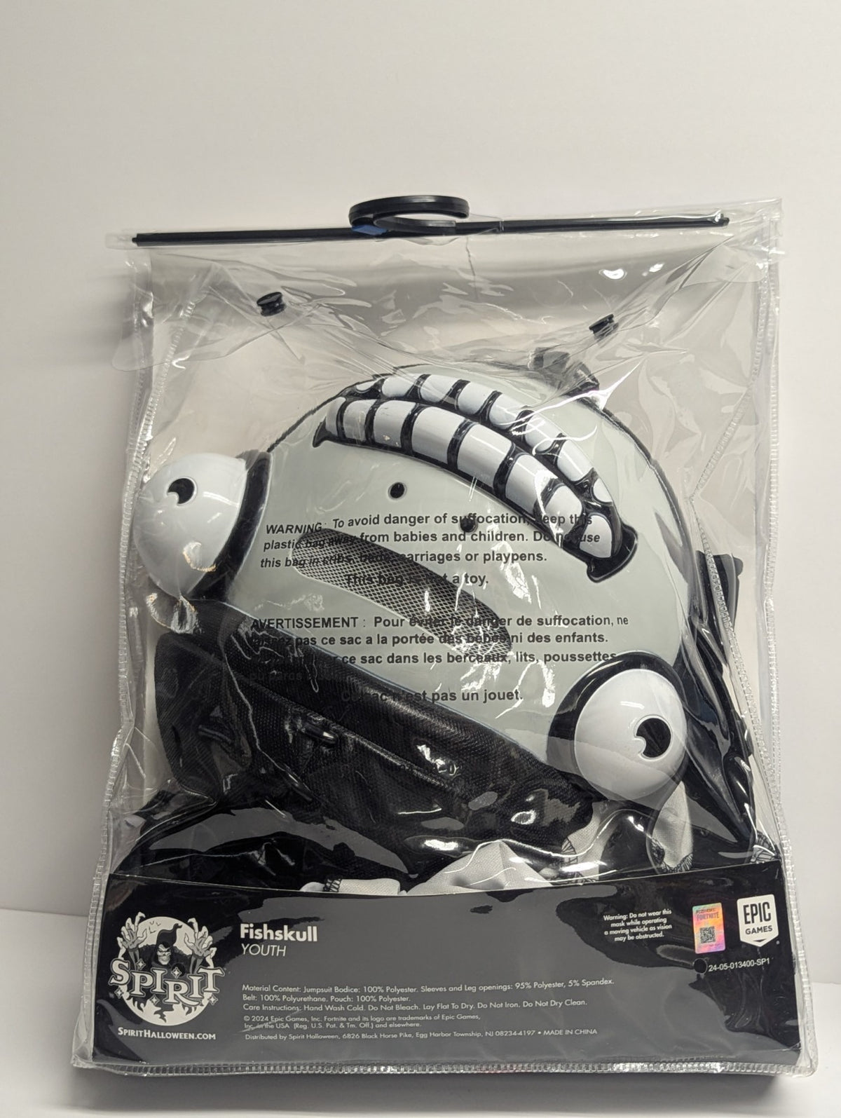 Spirit Fortnite Fishskull Halloween Costume Youth XL 14-16 Complete Outfit Mask