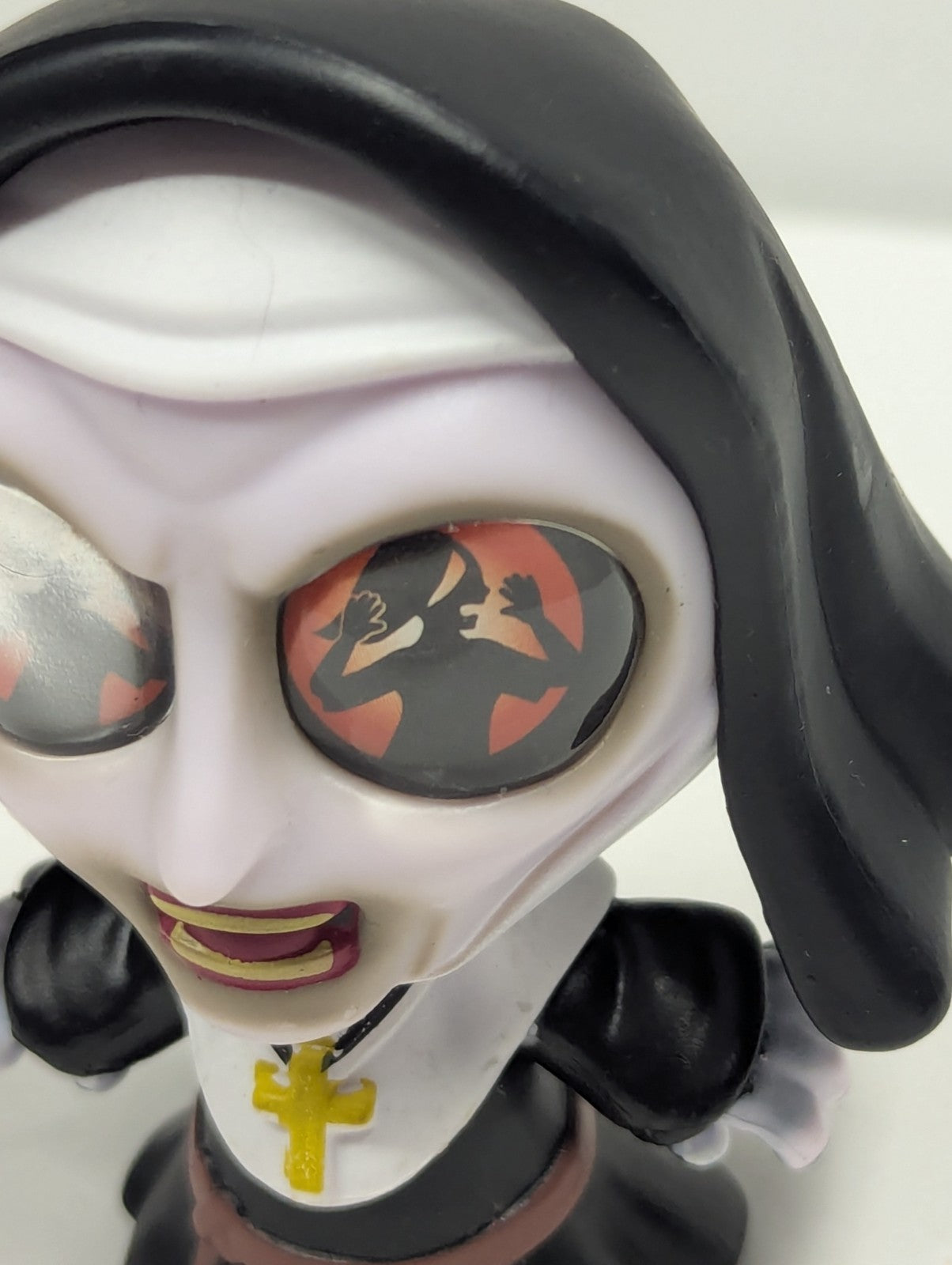 2025 TINY NIGHTMARES TERRIF-EYES Mini Figure THE NUN