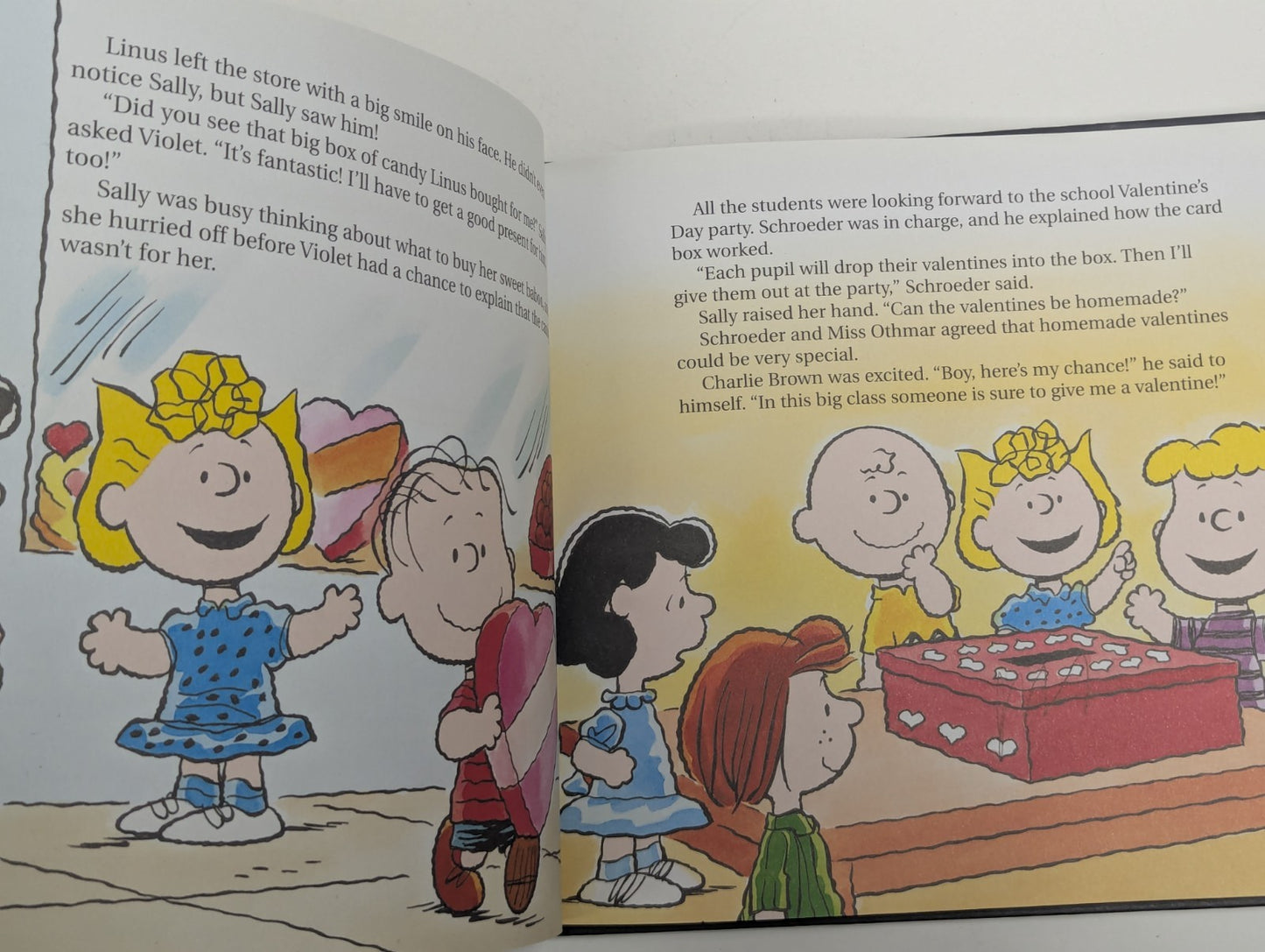 Peanuts Holidays Through the Year : Five Classic Stories by Charles Schulz 