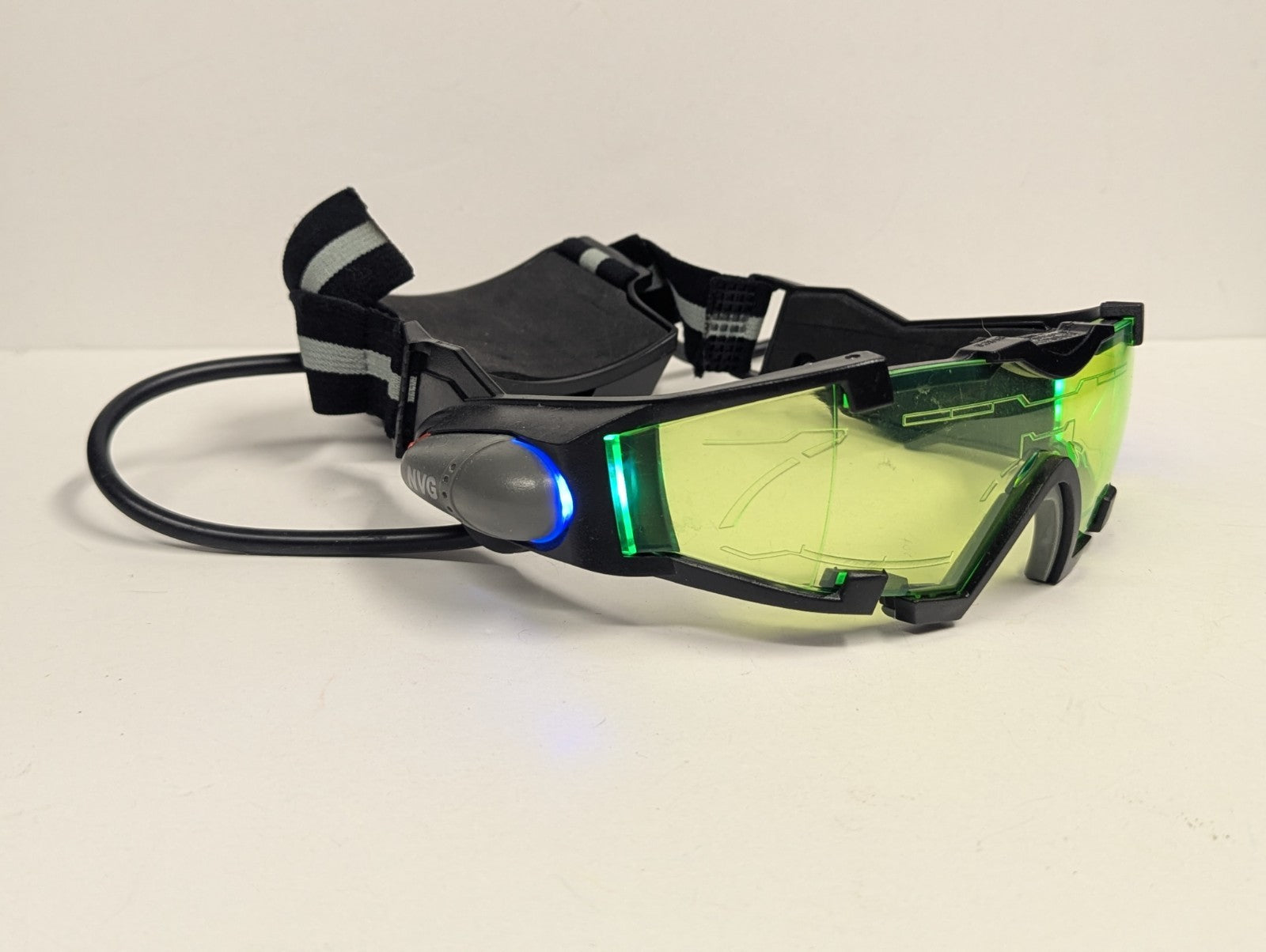  Adjustable LED Night Vision Goggles With Flip-Out Light Eye Lens Cycling  