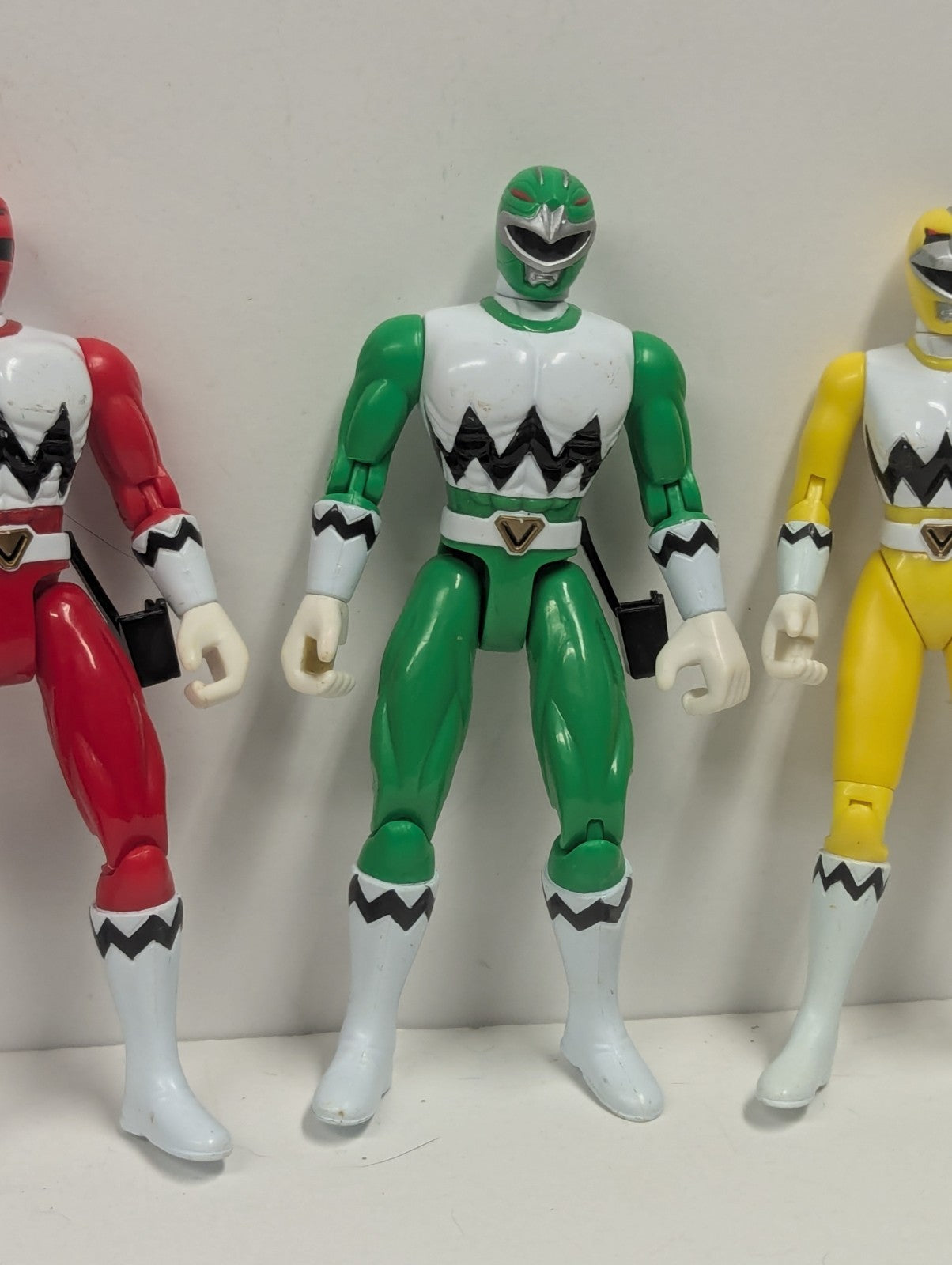 1998 Bandai Power Ranger Lost Galaxy Figure Set of 5 Figures (UNTESTED)