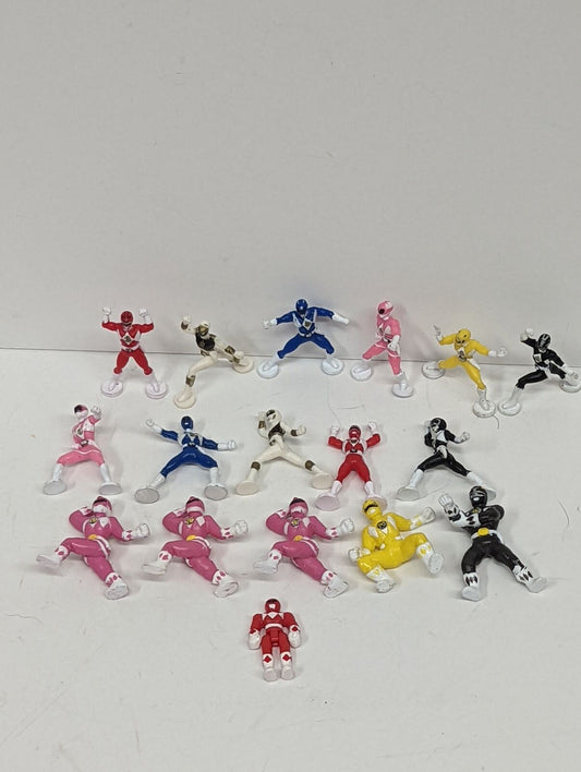 Lot of 17 1994 Power Ranger PVC Figures LOOSE