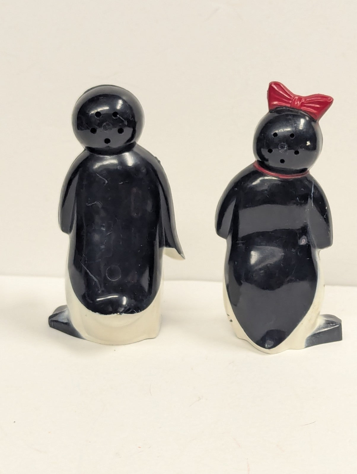 Vintage F & F Willie and Millie Penguins Plastic Salt and Pepper Shakers