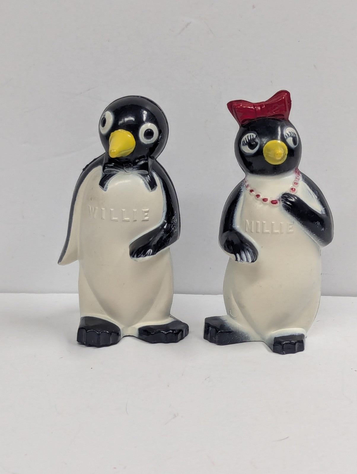 Vintage F & F Willie and Millie Penguins Plastic Salt and Pepper Shakers