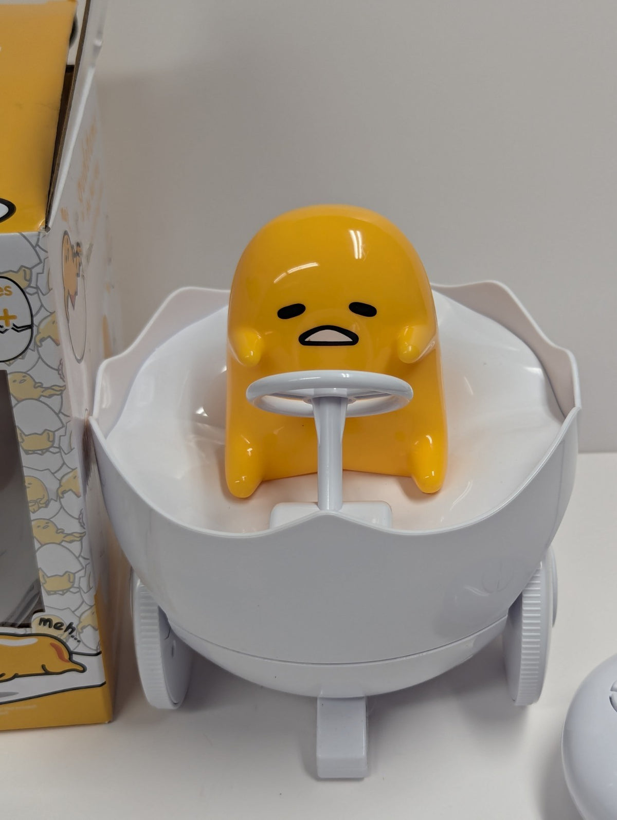 Sanrio Gudetama The Lazy Egg R/C Remote Controll Egg Vehicle
