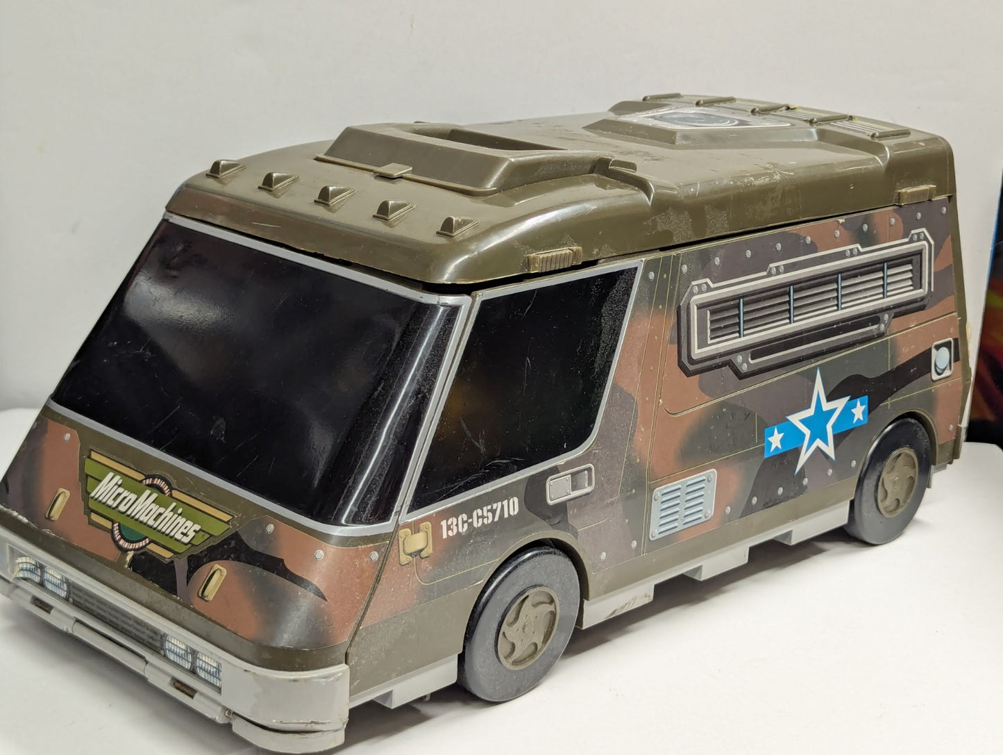 Vintage 1991 Micro Machines Camo Military Van Fold Out Playset 13C-C5710 Galoob