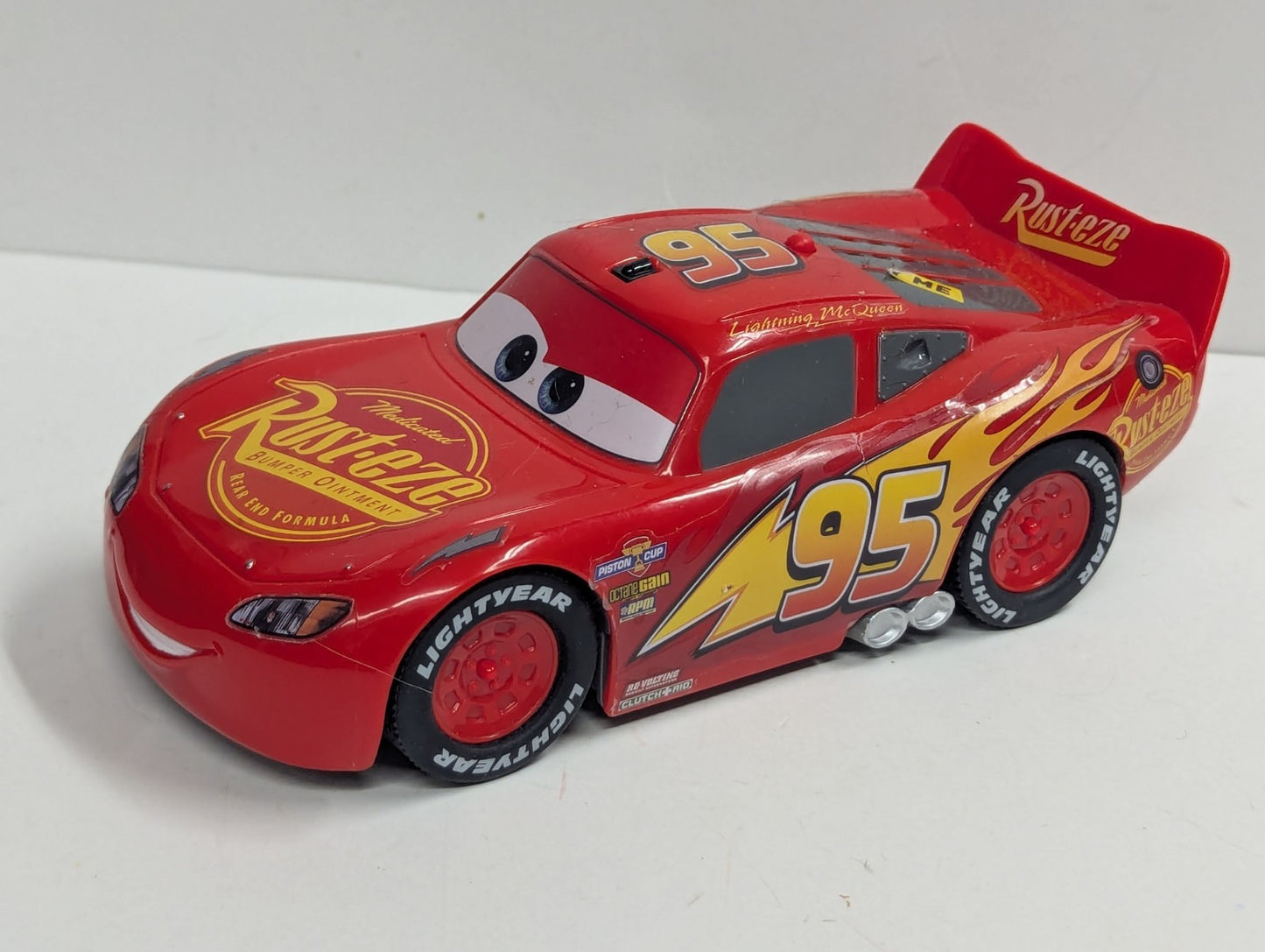 Cars 3 Lightning McQueen Crazy Crash And Smash RC Car Thinkway Toys No Remote