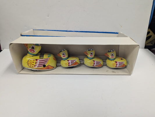 Vintage 1970’s China Duck Family Funny Action Wind Up Toy Train Collector