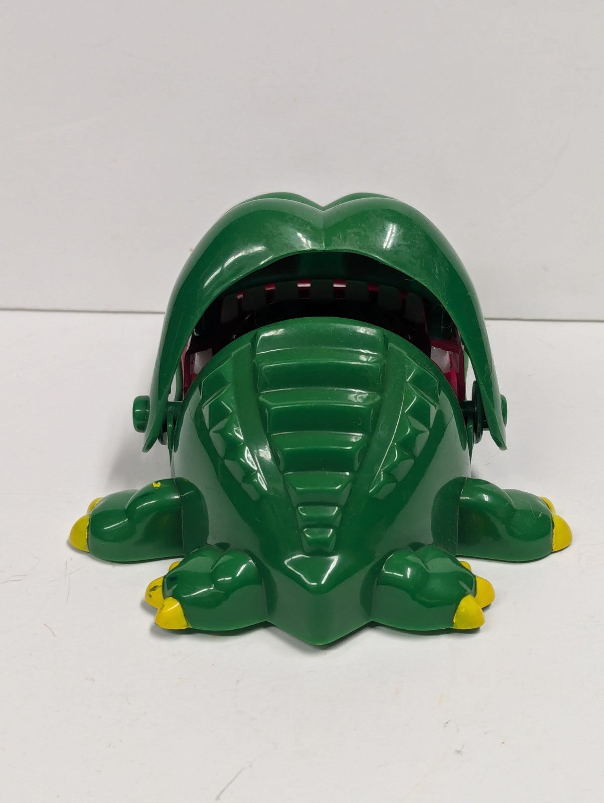 2010 CROCODILE DENTIST 6" Game by Winning Moves Games