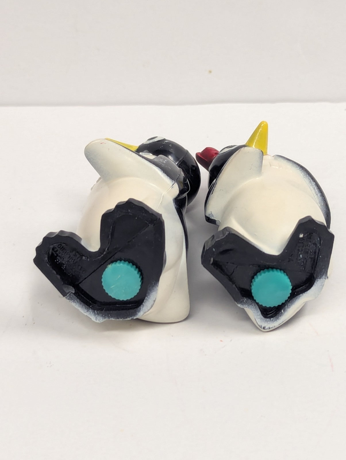 Vintage F & F Willie and Millie Penguins Plastic Salt and Pepper Shakers