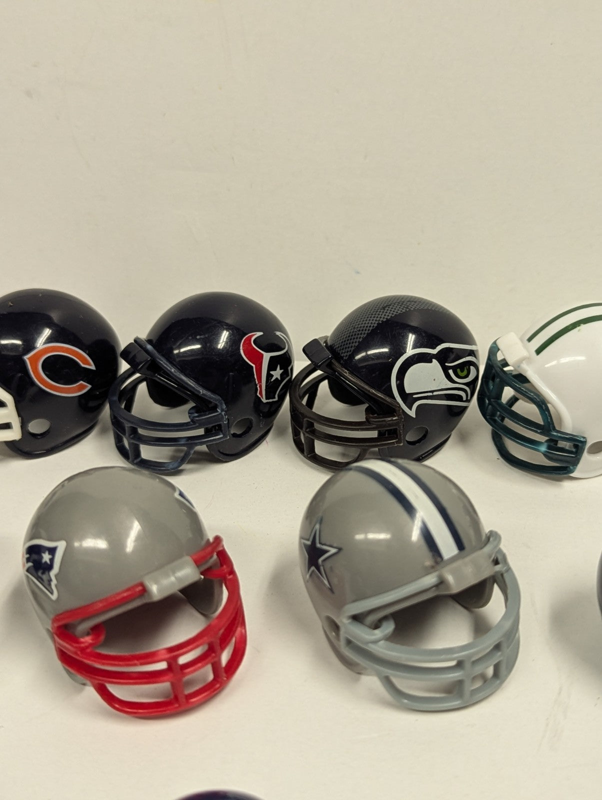 Lot of NFL HELMETS 2" Gumball Machine Style & Flick Football Redskins  Seahawks