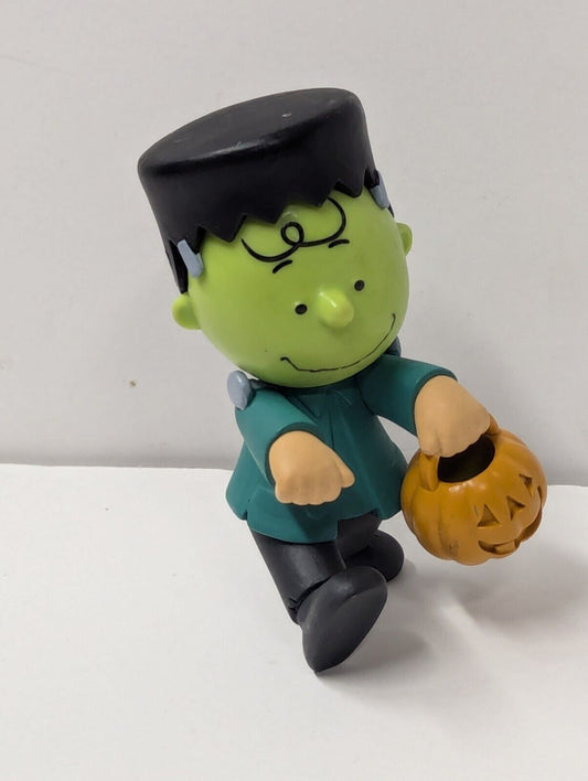 Peanuts Resin Halloween Figure - Charlie Brown Frankenstein