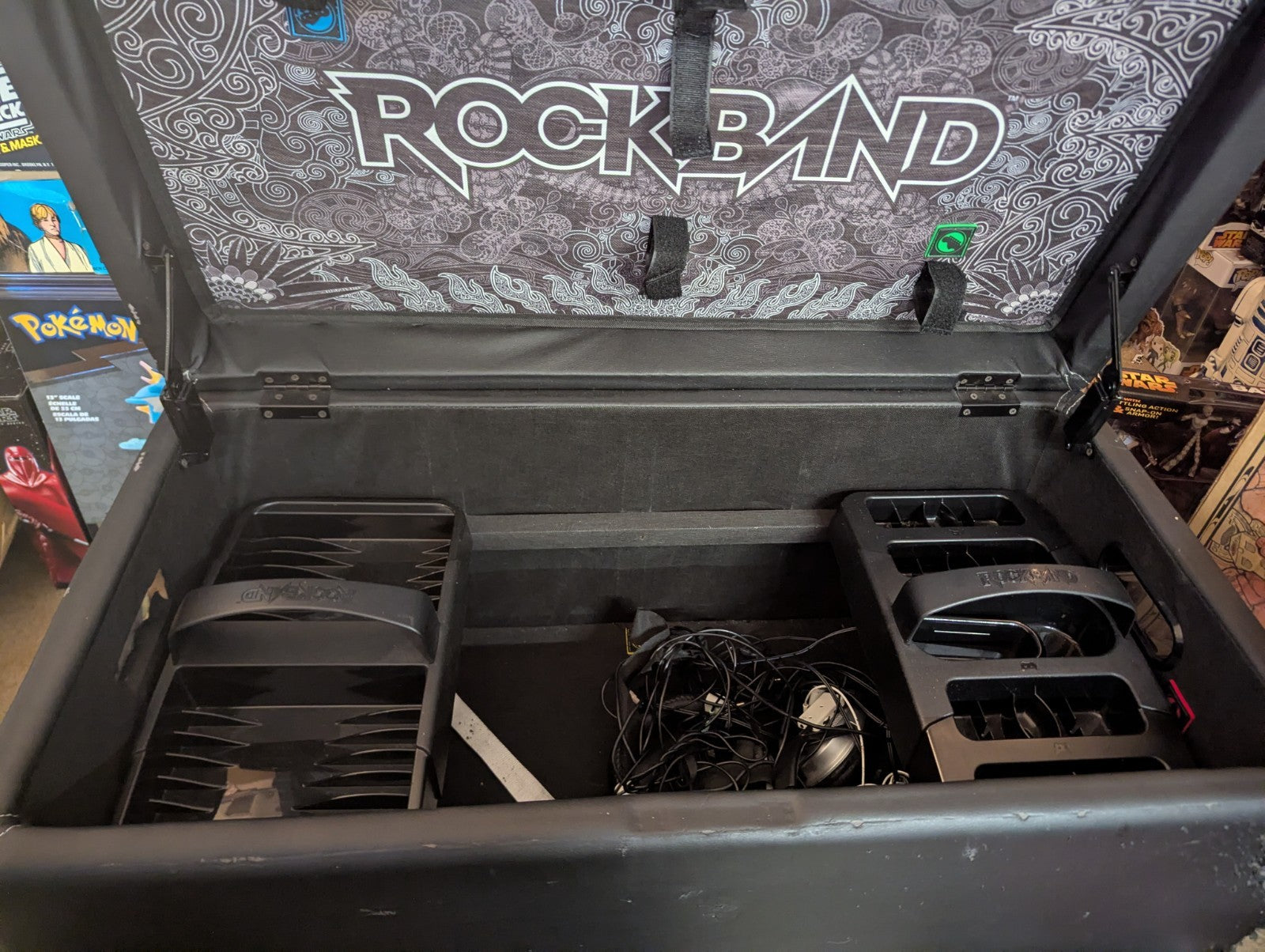RockBand Storage Ottoman - RARE  Trays Included Storage Bench DAMAGED/WORN