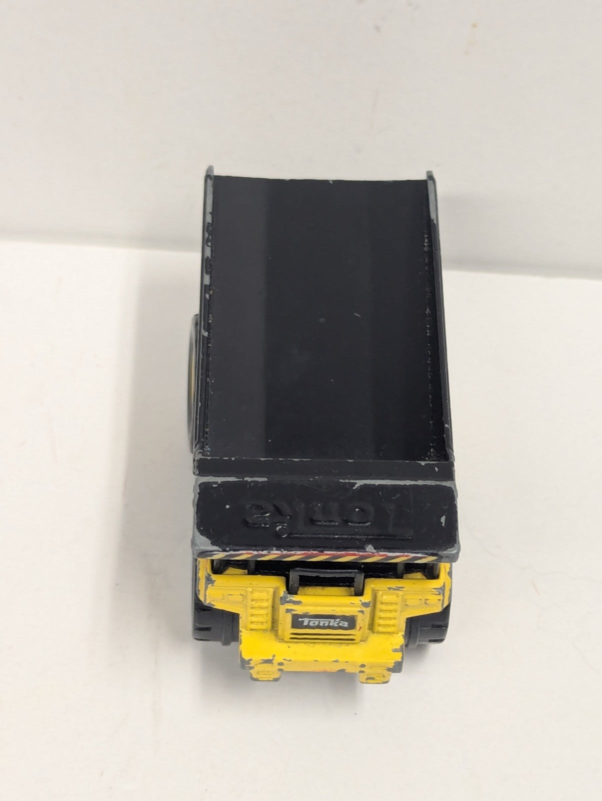 2020 Tonka Basic Fun Yellow 4" Diecast Dump Truck