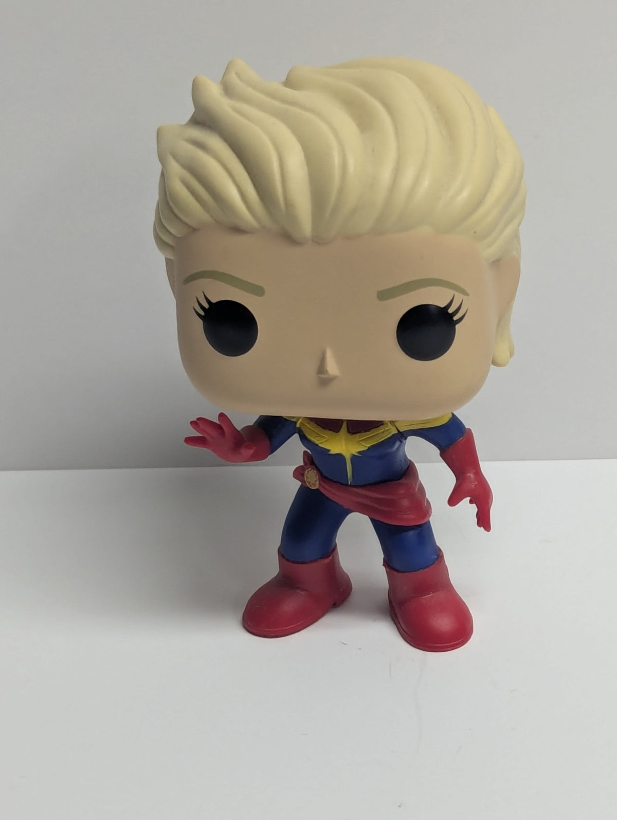Funko Pop! Marvel Captain Marvel #148 - No Box