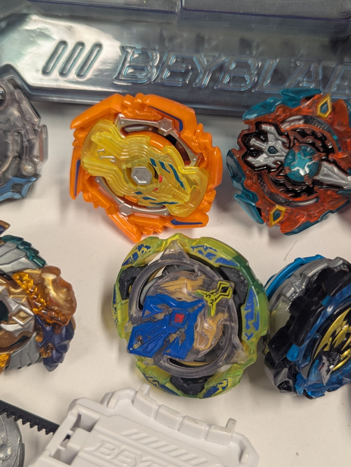 Beyblade Burst Evolution Shadow Snake Pit Arena with 7 Beyblades RARE LOT