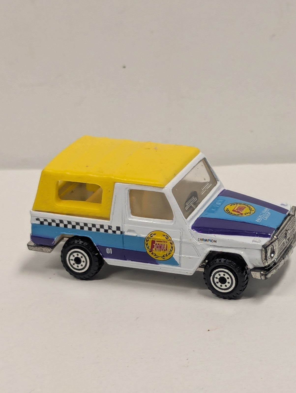 1995 MERCEDES BENZ 300 GE WELLY DIECAST CAR TOY