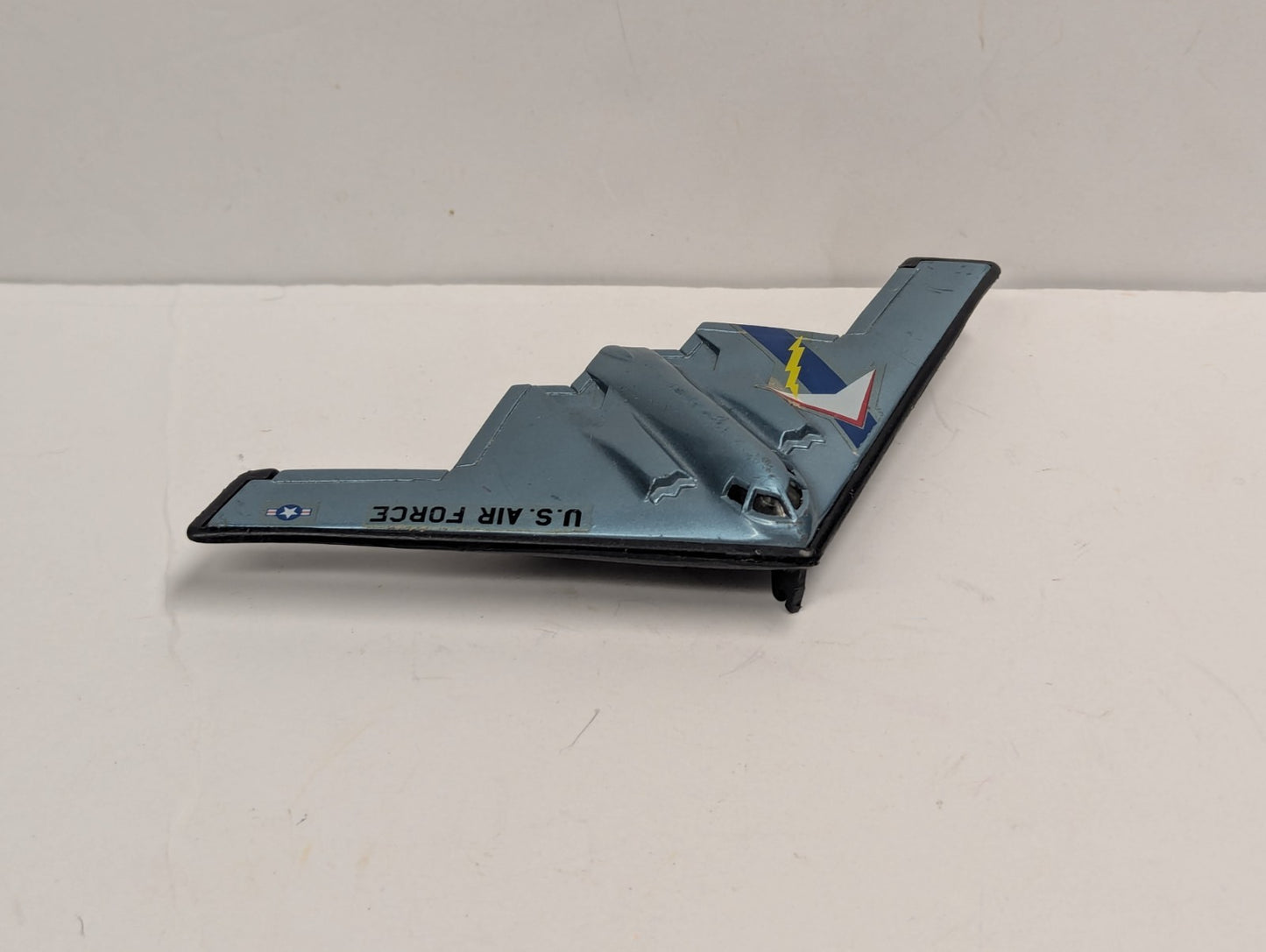Tootsietoy 2919 1:87 Die Cast U.S.A. Air Force B-2 Stealth Bomber Aircraft