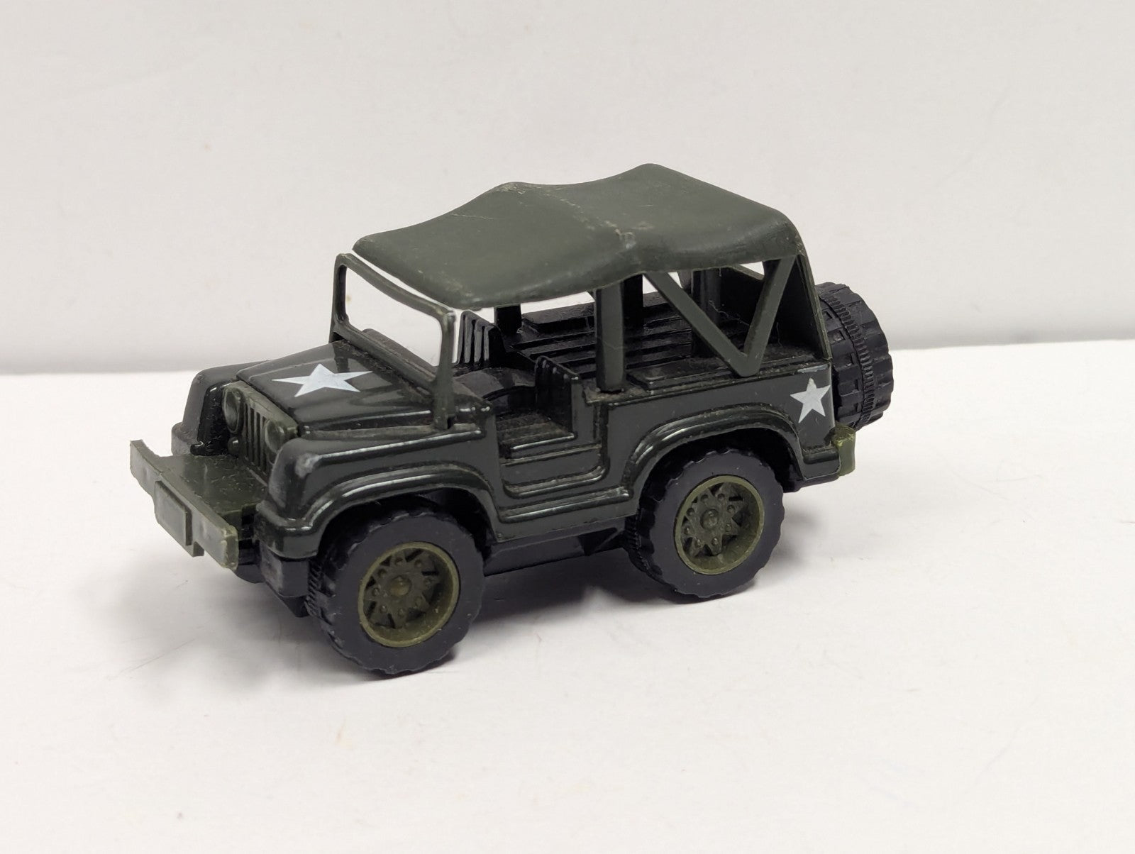 1981 4" ARCO COMBAT-FORCE ARMY JEEP By Hong Kong 