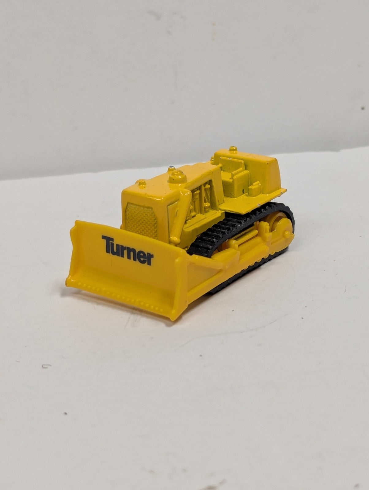 Maisto Yellow Bulldozer Diecast Turner