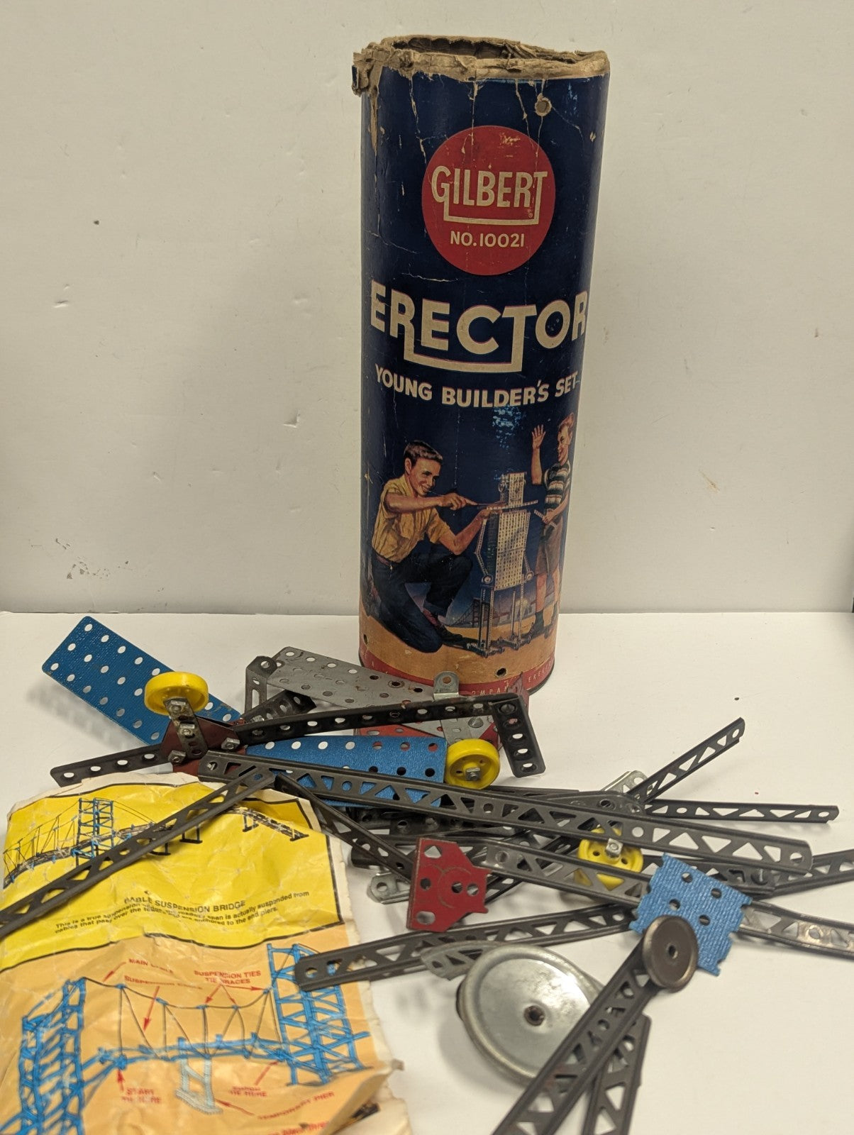 1950's C. Gilbert Vintage Erector Set No. 10021 Young Builder's Set Incomplete?
