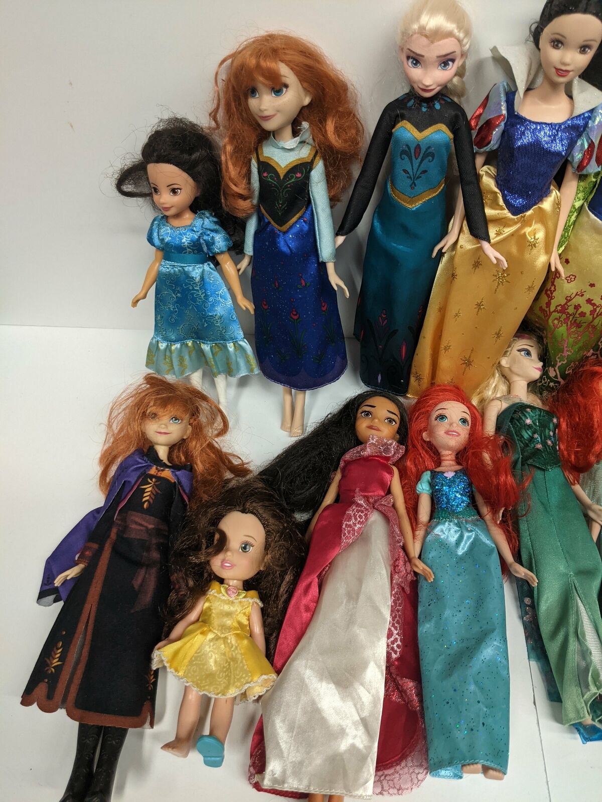 Huge Lot of 19 Disney Dolls, with Talking Tangled Doll