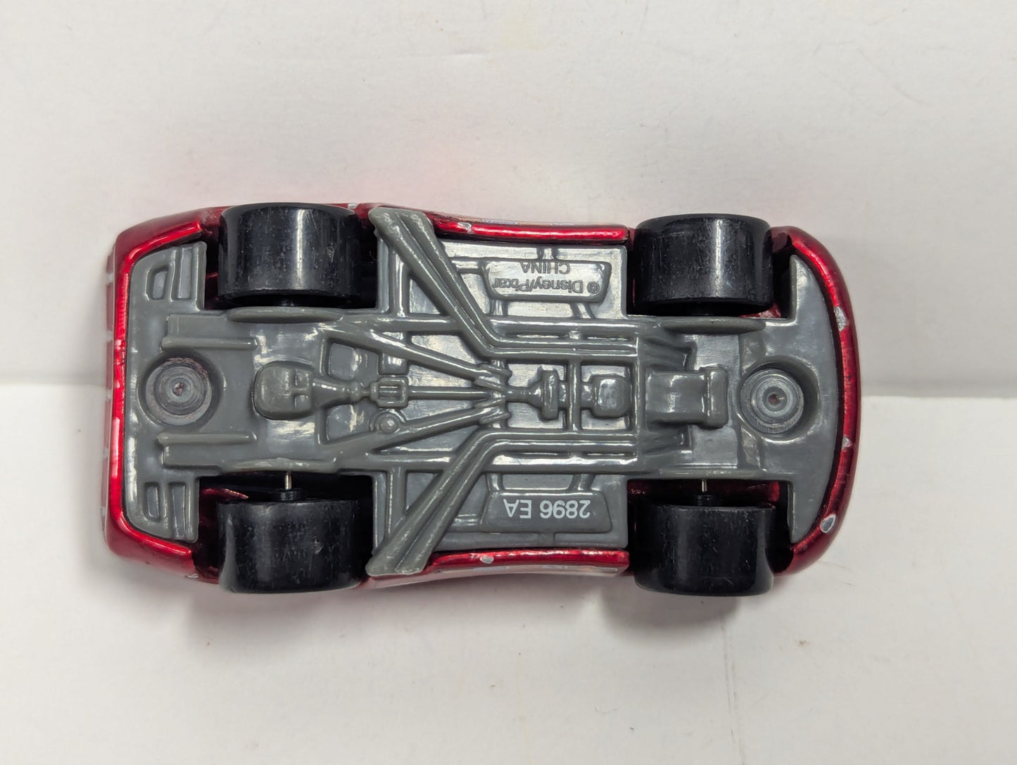 Disney Pixar Cars Metallic Res Lightning McQueen Diecast Car