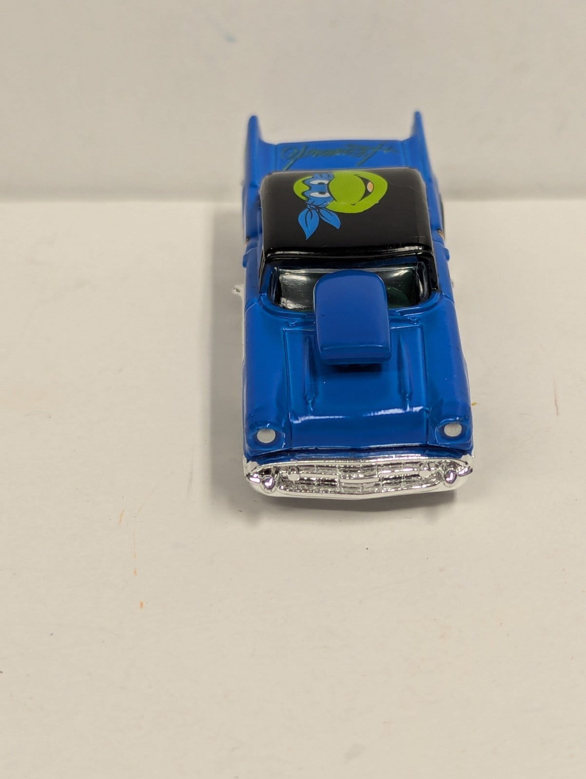 Racing Champions Teenage Mutant Ninja Turtles 1957 Chevy Leonardo 1:64 Scale