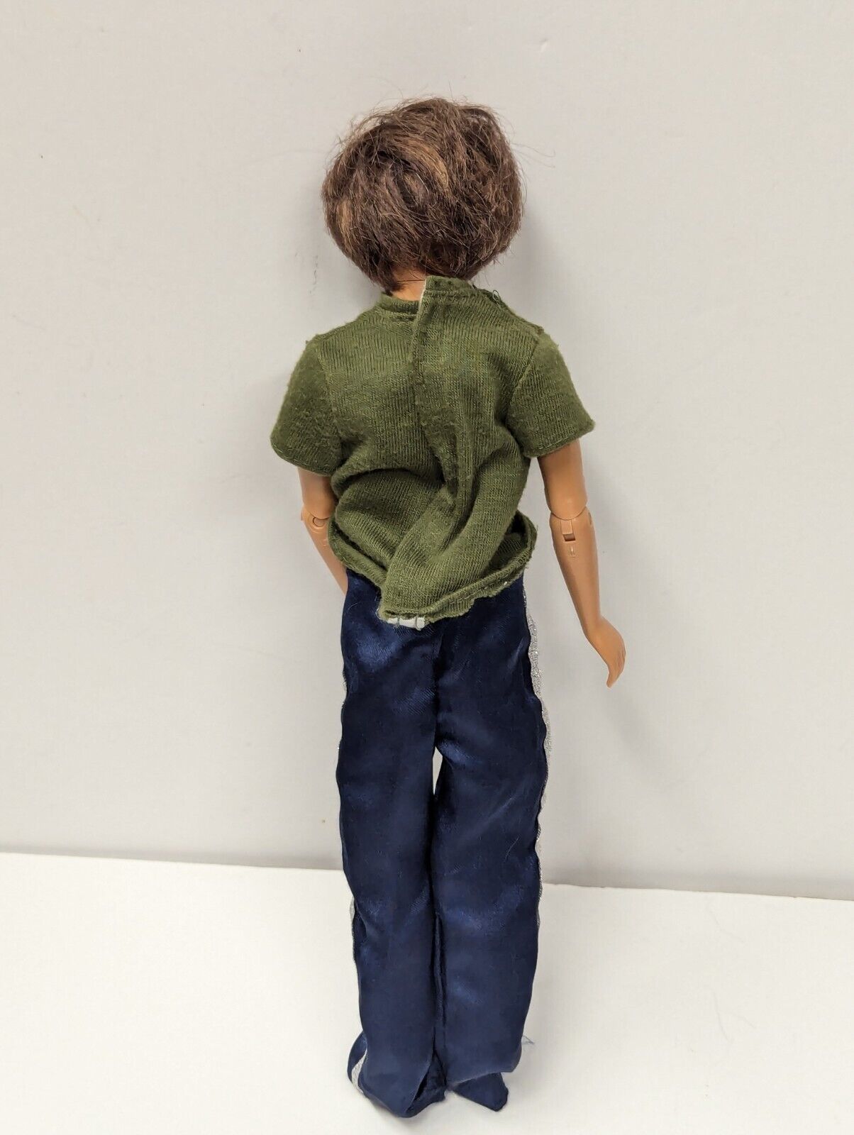 2008 Barbie Ken Doll posable, Green Ken Shirt